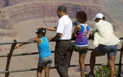 The Obamas admires the Grand Canyon on August 16, 2009